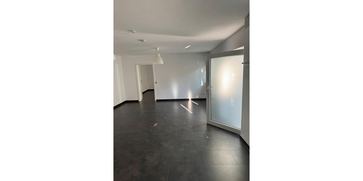 Etagenwohnung Gießen Wieseck - 2 Zimmer, 55 m&sup2;, 900&euro; | Angebot:25977125