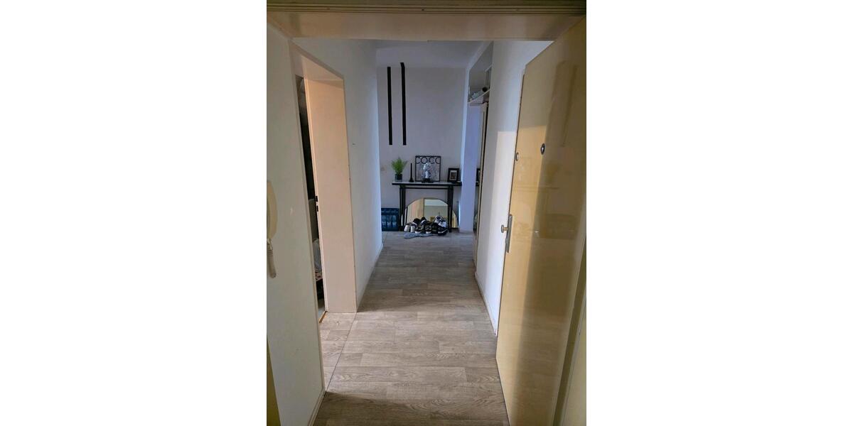 Etagenwohnung Bad Nauheim - 3 Zimmer, 73 m&sup2;, 230.000&euro; | Angebot:25973410