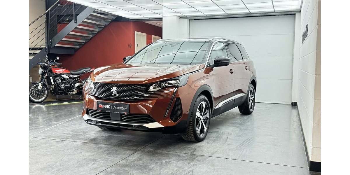 Peugeot 5008 GT 130 PT EAT 8 AHK 1.Hand 7 Sitze 13.300 km 26.620 &euro; Lich 35423