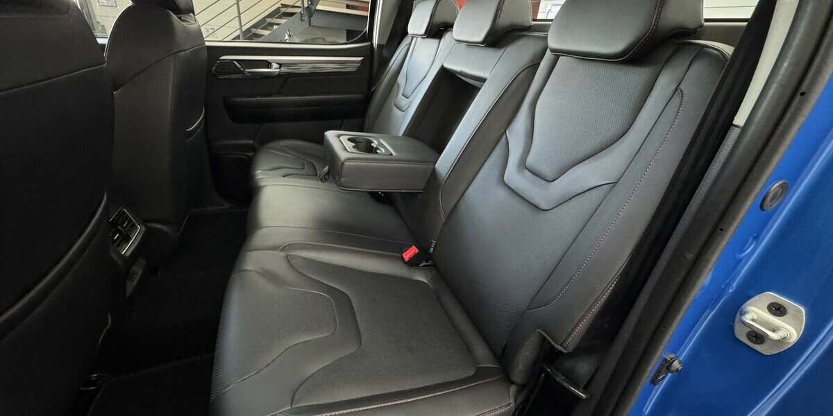 JAC 8 Pro 2.4 T LED 360° CAM Carplay Leder 43.250 km 25.220 &euro; Lich 35423