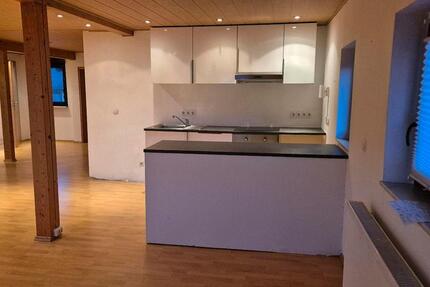 Wohnung Bad Endbach - 2 Zimmer, 92 m&sup2;, 890&euro; | Angebot:25280478