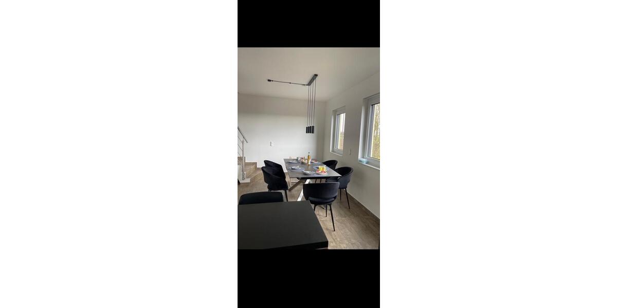 Einfamilienhaus Butzbach - 4 Zimmer, 92 m&sup2;, 1.300&euro; | Angebot:26637479