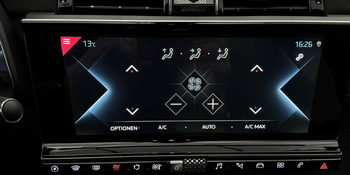 DS Automobiles DS7 Crossback 300 4x4 Performance Line 1.Hand 133.100 km 19.660 &euro; Lich 35423