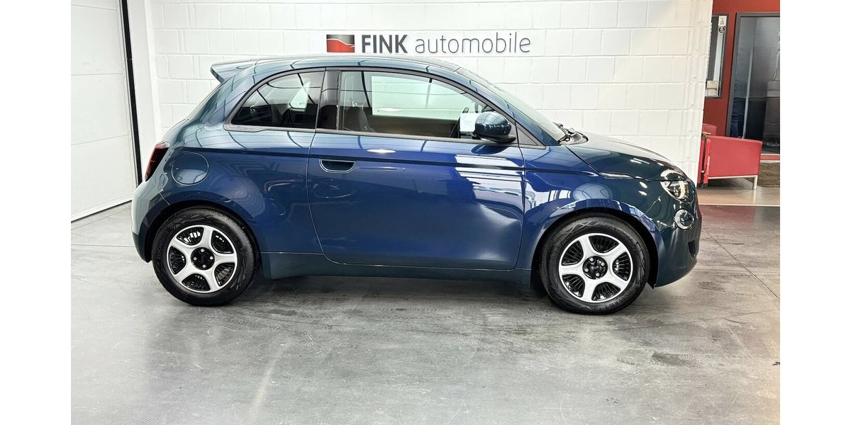 Fiat 500e Action CarPlay Android Automatik 1.Hand 18.400 km 13.440 &euro; Lich 35423