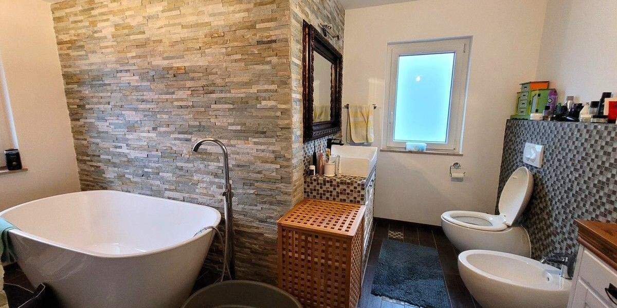 Mehrfamilienhaus, Wohnhaus Gießen / Inselweg Wieseck - 7 Zimmer, 228 m&sup2;, 559.000&euro; | Angebot:25695896