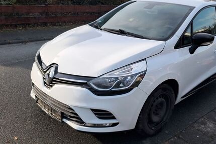 Renault Clio 90.000 km 7.000 &euro; Schöffengrund 35641