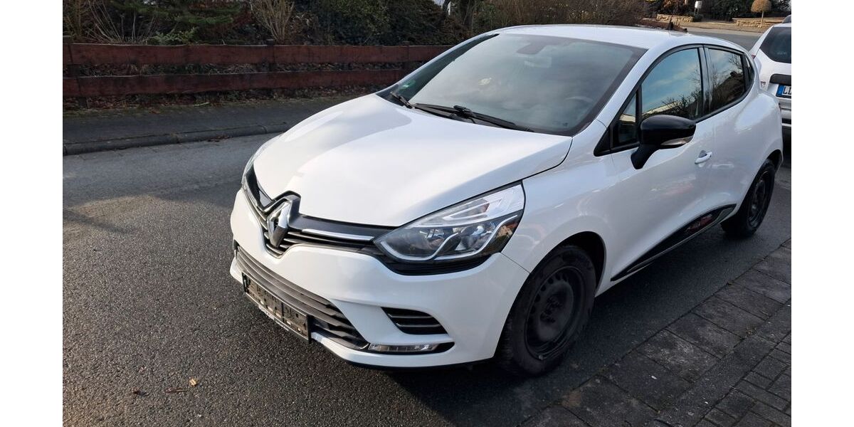 Renault Clio 90.000 km 7.000 &euro; Schöffengrund 35641