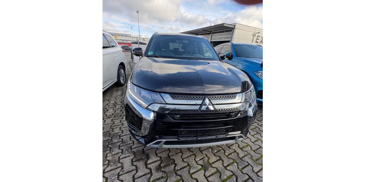 Mitsubishi Outlander 83.300 km 19.590 &euro; Butzbach 35510