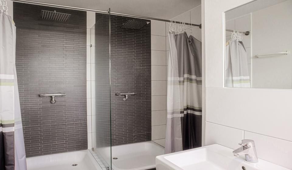 Etagenwohnung Gießen Anneröder Siedlung - 7 Zimmer, 250 m&sup2;, 250&euro; | Angebot:25056859