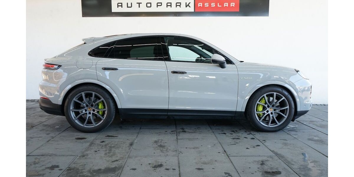 Porsche Cayenne 9.970 km 108.880 &euro; Asslar 35614