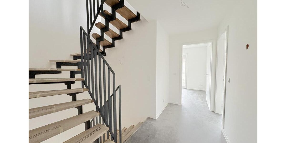 Doppelhaushälfte Weimar (Lahn) - 5 Zimmer, 160 m&sup2;, 1.750&euro; | Angebot:25396382