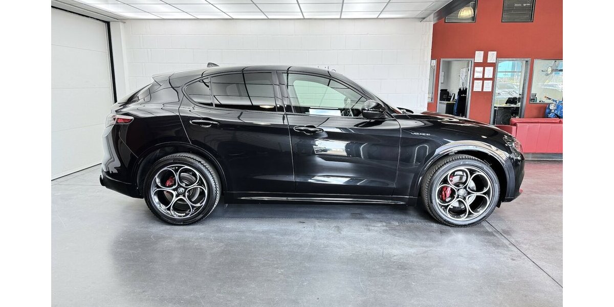 Alfa Romeo Stelvio 2.2 D Veloce Q4 Full LED Leder Carplay 36.900 km 35.890 &euro; Lich 35423