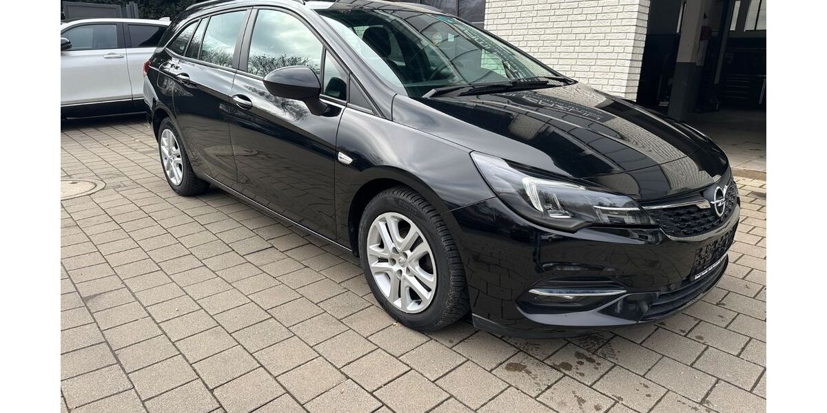 Opel Astra 136.000 km 7.900 &euro; Herborn 35745