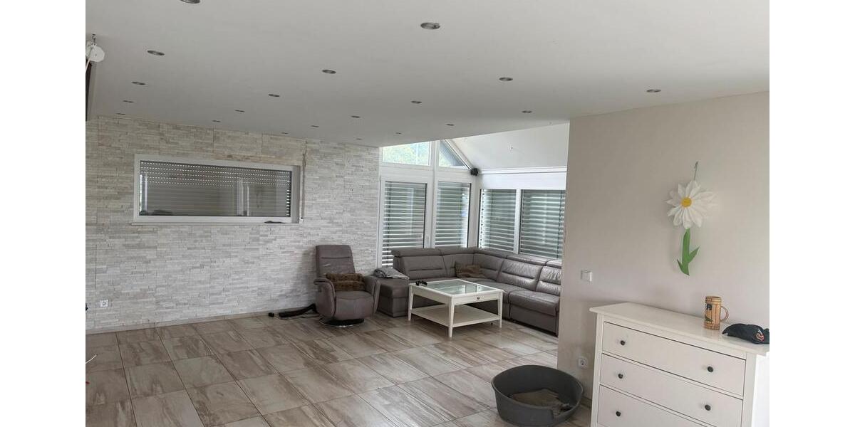 Einfamilienhaus Lohra - 4 Zimmer, 138 m&sup2;, 430.000&euro; | Angebot:27054039