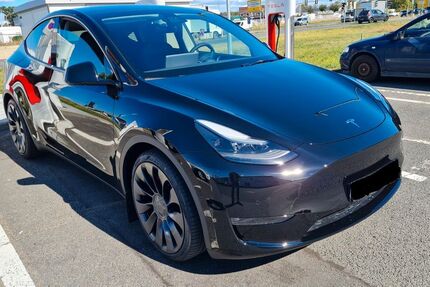 Tesla Model Y 56.700 km 46.900 &euro; Sinn 35764
