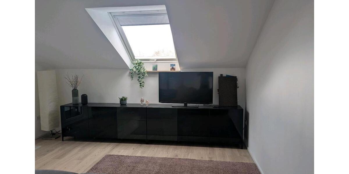 Dachgeschoßwohnung Friedberg (Hessen) - 3 Zimmer, 91 m&sup2;, 325.000&euro; | Angebot:25902620