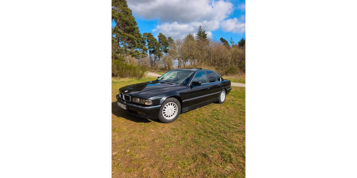 BMW 728 338.000 km 5.950 &euro; Wetzlar 35576
