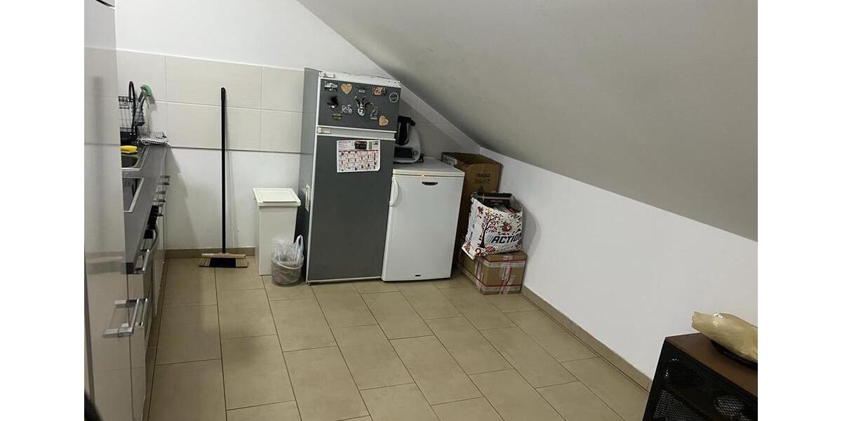 Mehrfamilienhaus, Wohnhaus Butzbach - 2 Zimmer, 65 m&sup2;, 900&euro; | Angebot:26615664