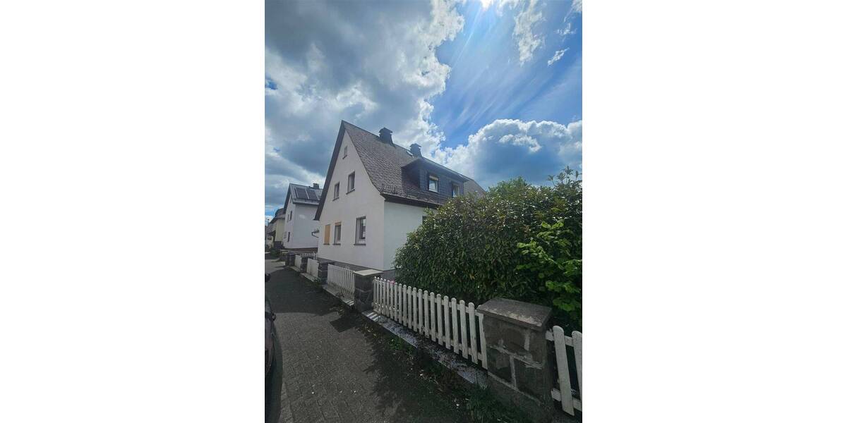 Mehrfamilienhaus, Wohnhaus Bad Endbach - 7 Zimmer, 160 m&sup2;, 269.000&euro; | Angebot:26702901