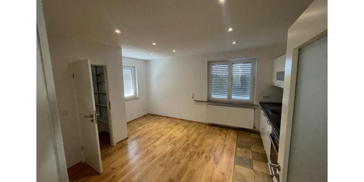 Etagenwohnung Linden - 3 Zimmer, 85 m&sup2;, 950&euro; | Angebot:25613831
