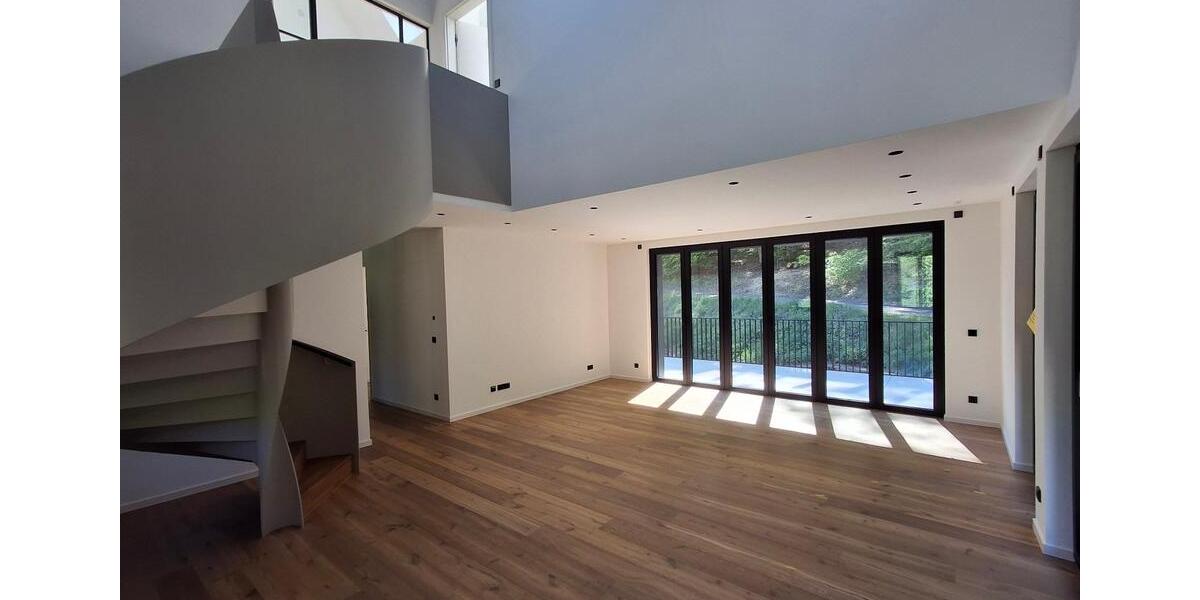 Maisonettenwohnung Marburg - 4 Zimmer, 146 m&sup2;, 2.950&euro; | Angebot:25881205