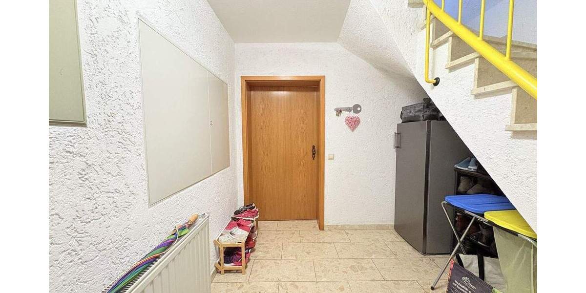 Einfamilienhaus Grünberg - 8 Zimmer, 162 m&sup2;, 499.900&euro; | Angebot:25689273