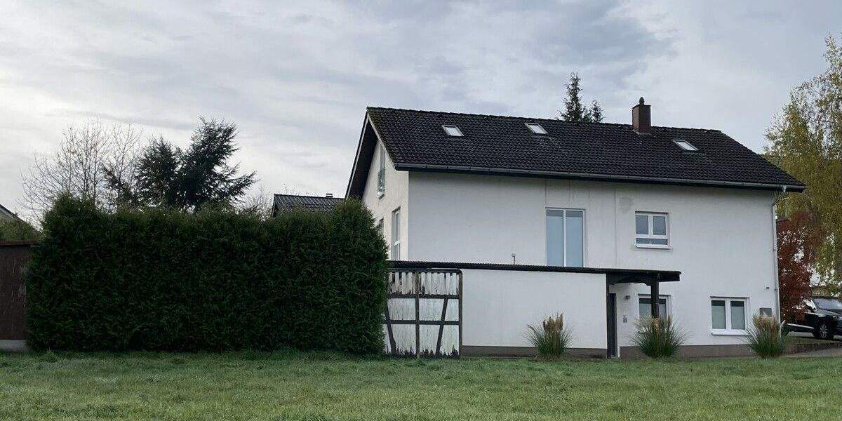 Einfamilienhaus Ehringshausen / Kölschhausen Kölschhausen - 9 Zimmer, 238 m&sup2;, 490.000&euro; | Angebot:25728156