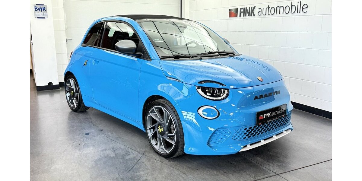 Abarth 500E Cabrio Scorpionissima TURISMO 42 kWh 23.700 km 26.620 &euro; Lich 35423