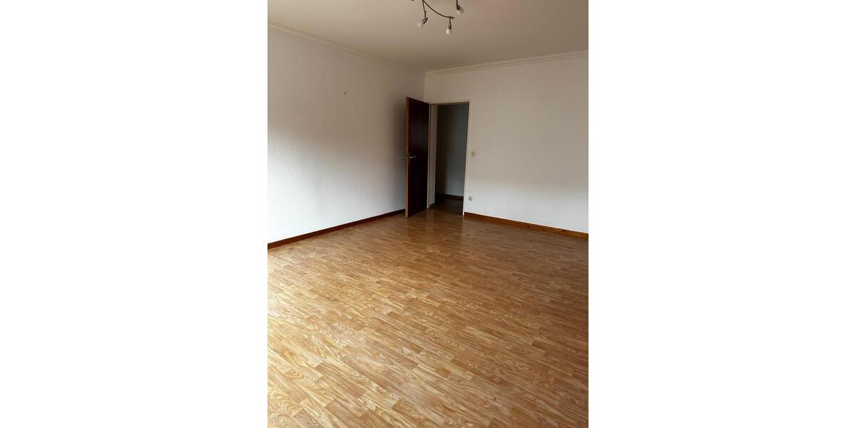Erdgeschoßwohnung Reiskirchen - 3 Zimmer, 120 m&sup2;, 1.029&euro; | Angebot:25920840