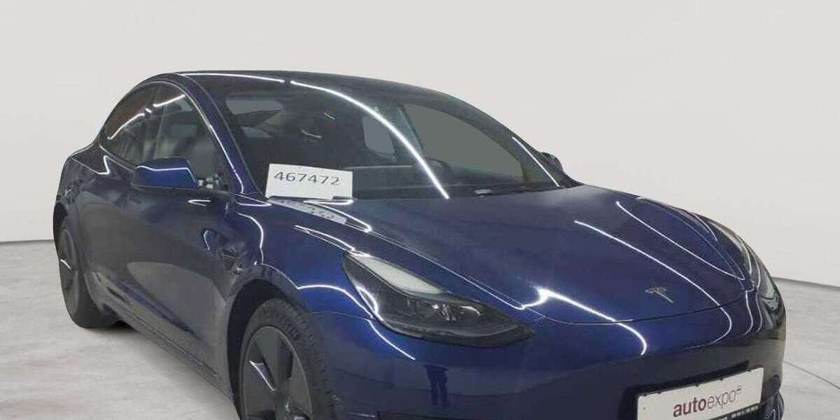 Tesla Model 3 29.776 km 24.990 &euro; Fernwald-Steinbach 35463