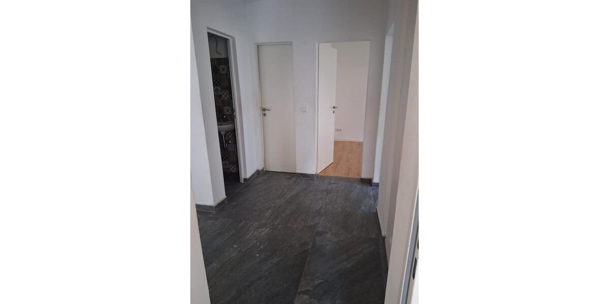 Erdgeschoßwohnung Weilmünster - 4 Zimmer, 93 m&sup2;, 850&euro; | Angebot:26002216