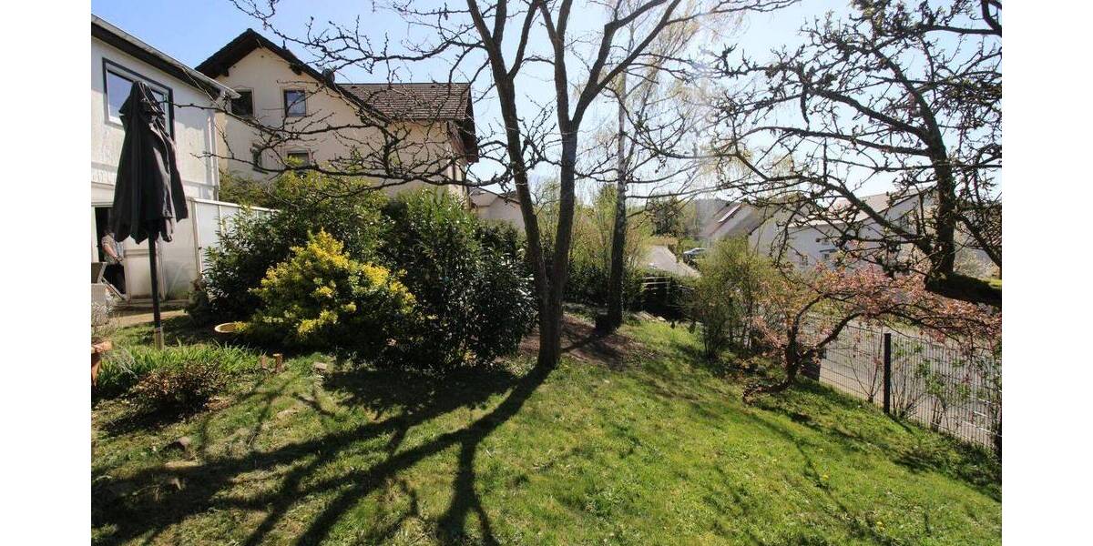 Einfamilienhaus Grävenwiesbach Heinzenberg - 4 Zimmer, 235.000&euro; | Angebot:25958120