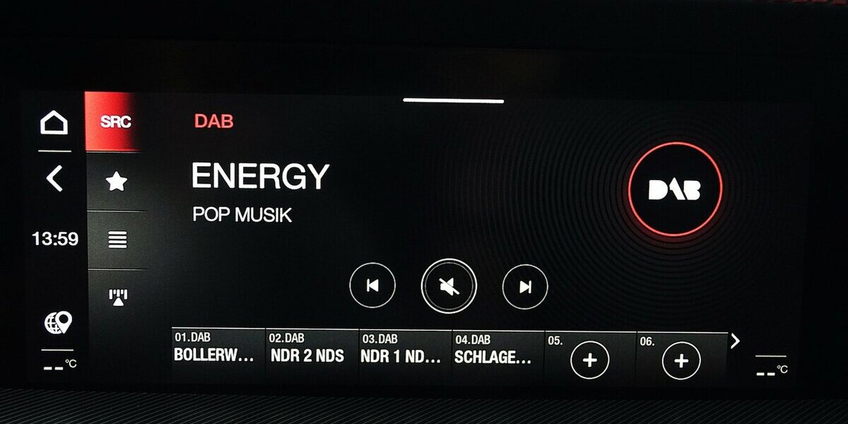 Alfa Romeo Stelvio 2.2 D Competizione Q4 ALLRAD LEDER AHK 45.000 km 39.385 &euro; Lich 35423