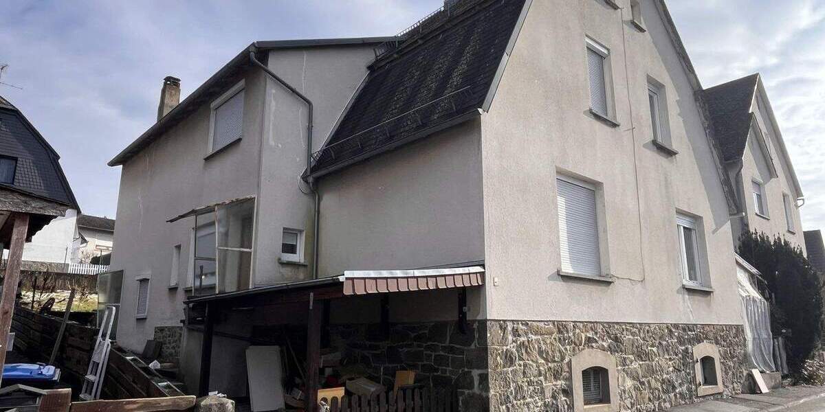 Doppelhaushälfte Sinn - 3 Zimmer, 84 m&sup2;, 89.000&euro; | Angebot:25667785