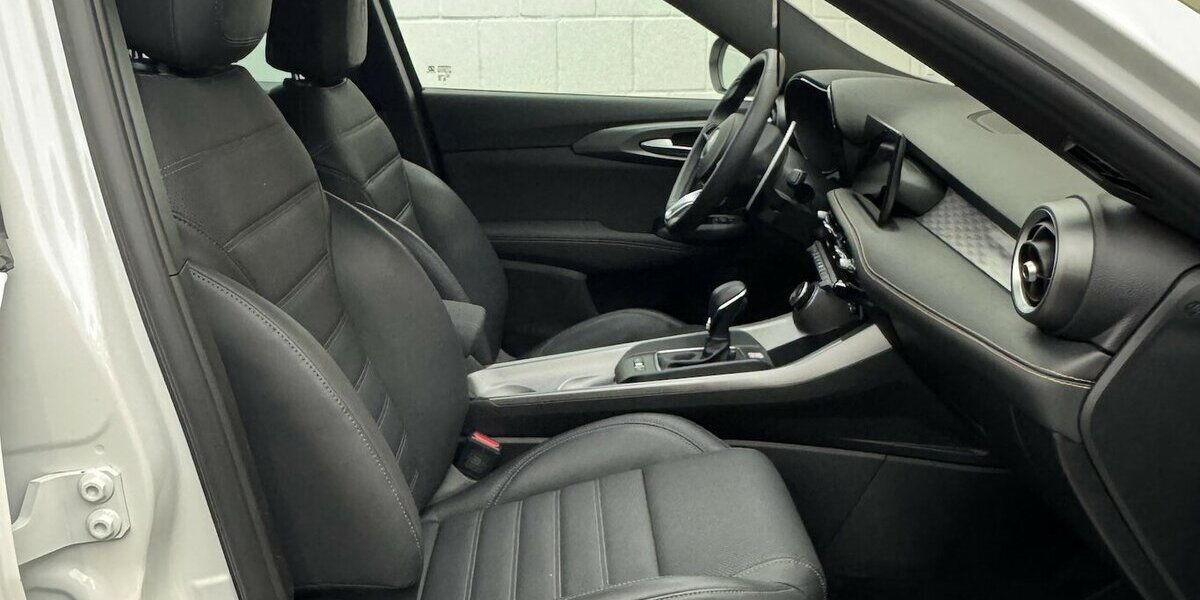 Alfa Romeo Tonale 1.5 VGT Veloce 48 V Hybrid LED 360° CAM 18.130 km 27.590 &euro; Lich 35423