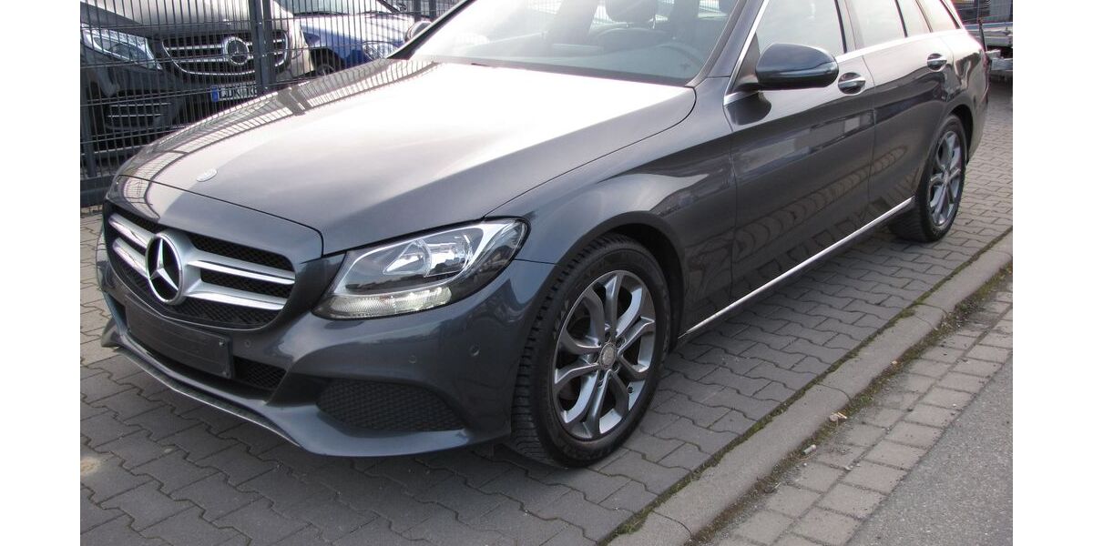Mercedes-Benz C 180 132.900 km 17.400 &euro; Hüttenberg 35625