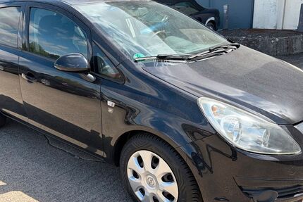 Opel Corsa 96.000 km 2.999 &euro; Butzbach 35510