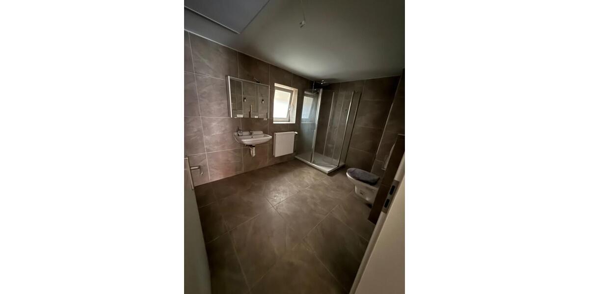 Einfamilienhaus Grünberg - 5 Zimmer, 136 m&sup2;, 195.000&euro; | Angebot:25901387