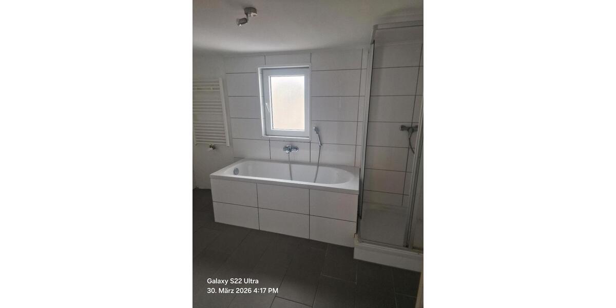 Einfamilienhaus Friedberg (Hessen) - 5 Zimmer, 130 m&sup2;, 1.700&euro; | Angebot:25017056