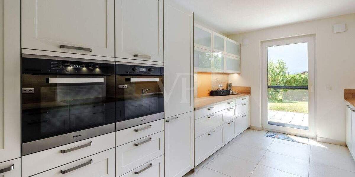 Einfamilienhaus Usingen - 6 Zimmer, 216 m&sup2;, 1.249.000&euro; | Angebot:25695538