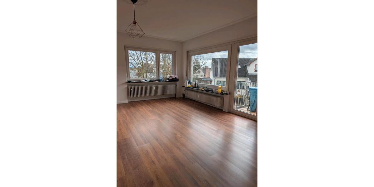 Etagenwohnung Hüttenberg - 3 Zimmer, 100 m&sup2;, 1.180&euro; | Angebot:26036043