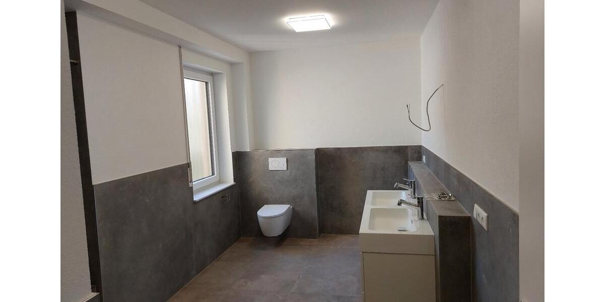 Erdgeschoßwohnung Leun - 2 Zimmer, 77 m&sup2;, 980&euro; | Angebot:25792451