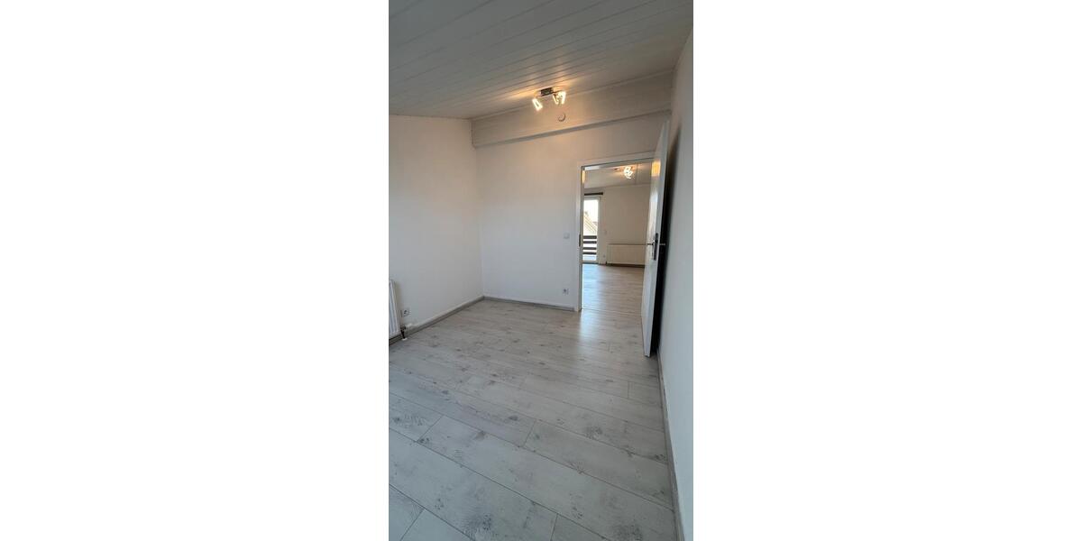 Etagenwohnung Lollar - 2.5 Zimmer, 55 m&sup2;, 688&euro; | Angebot:25793893