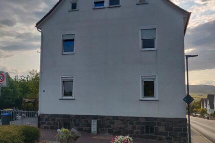Haus Homberg (Ohm) - 9 Zimmer, 210 m&sup2;, 295.000&euro; | Angebot:27278211