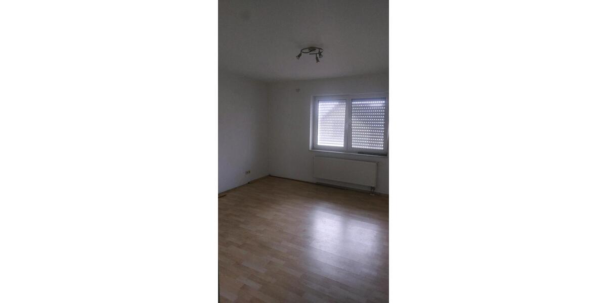 Etagenwohnung Buseck - 3 Zimmer, 82 m&sup2;, 1.160&euro; | Angebot:26664720