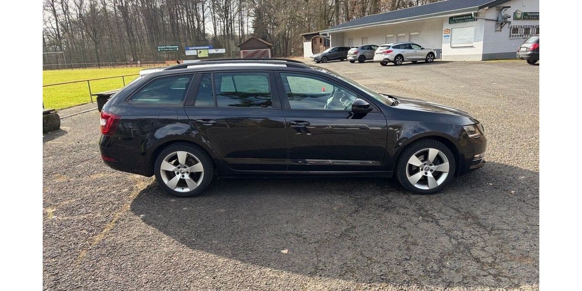 Skoda Octavia 115.000 km 13.400 &euro; Nieder-Ohmen 35325