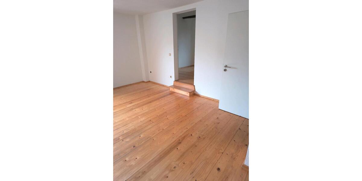 Etagenwohnung Lich - 2 Zimmer, 45 m&sup2;, 500&euro; | Angebot:26032238