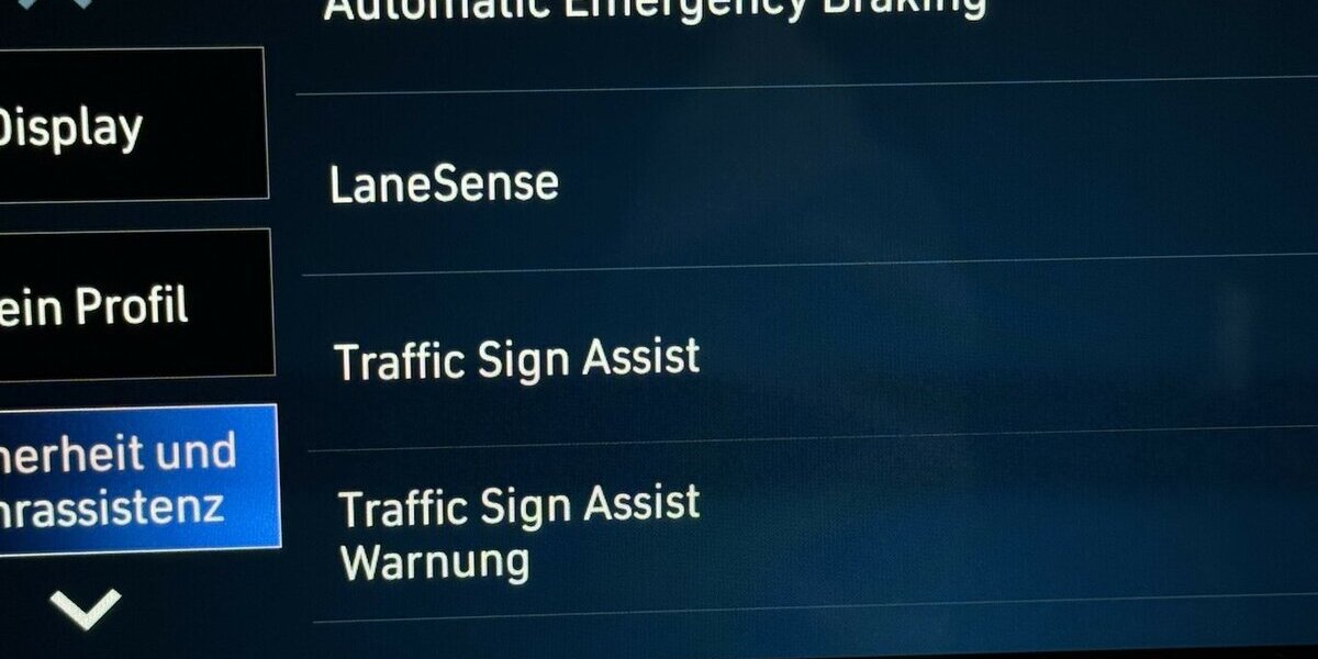 Abarth 500E Cabrio Scorpionissima TURISMO 42 kWh 23.700 km 26.620 &euro; Lich 35423