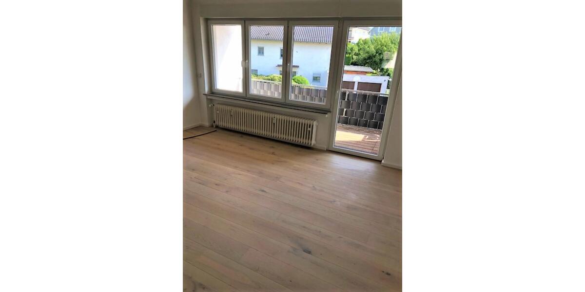Dachgeschoßwohnung Fernwald - 3 Zimmer, 62 m&sup2;, 690&euro; | Angebot:25103196