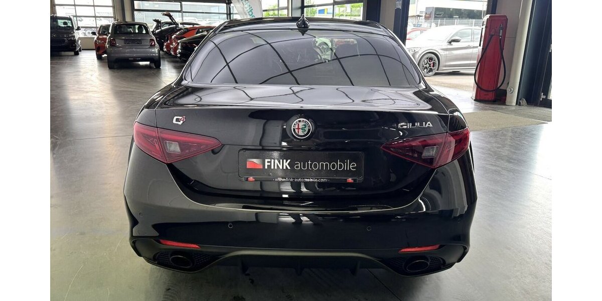 Alfa Romeo Giulia 2.0 Turbo Veloce Q4 1.Hand Carplay Xenon 26.400 km 32.220 &euro; Lich 35423